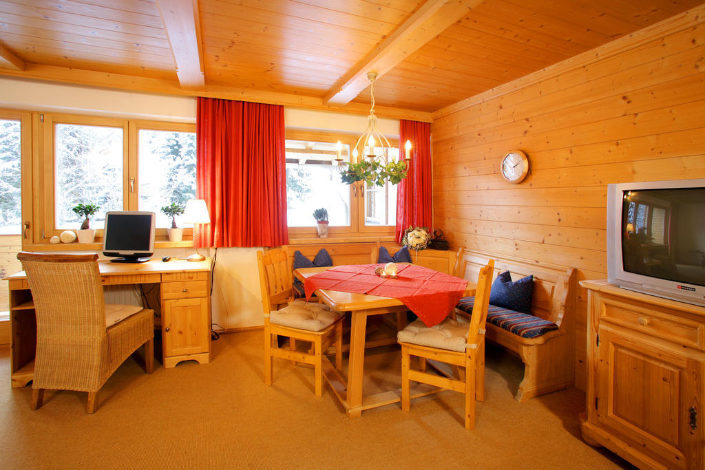 Aparthotel Der Muhlberghof Ellmau Zimmer foto