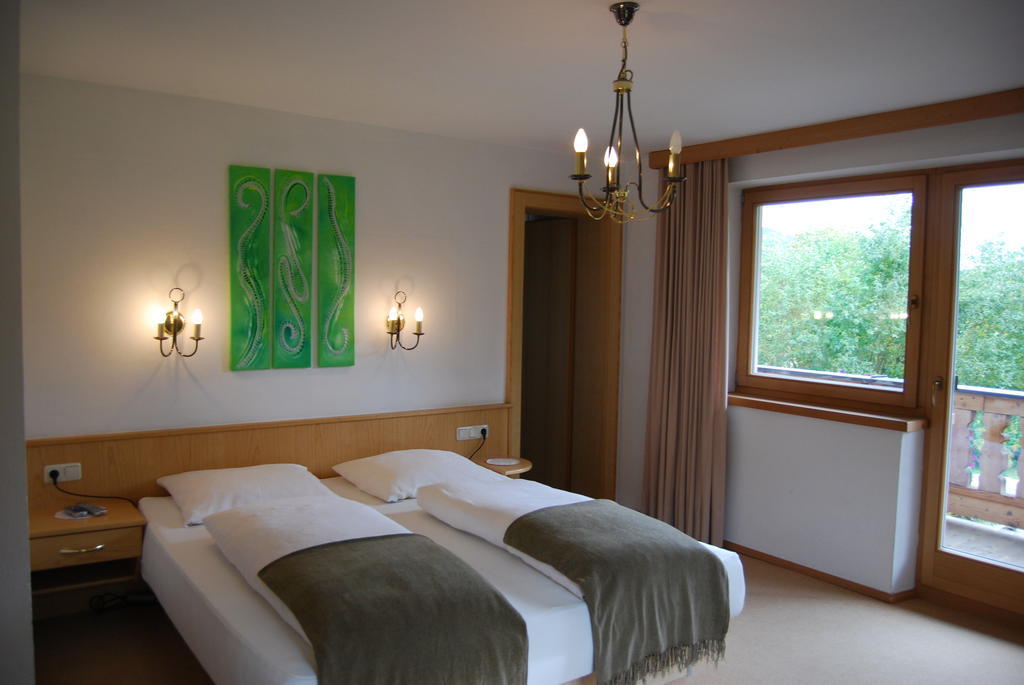 Aparthotel Der Muhlberghof Ellmau Zimmer foto