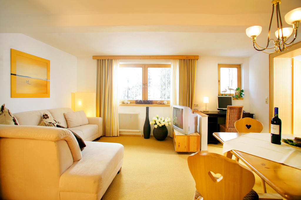 Aparthotel Der Muhlberghof Ellmau Zimmer foto