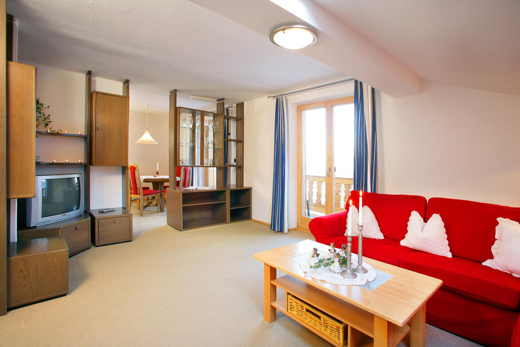 Aparthotel Der Muhlberghof Ellmau Zimmer foto